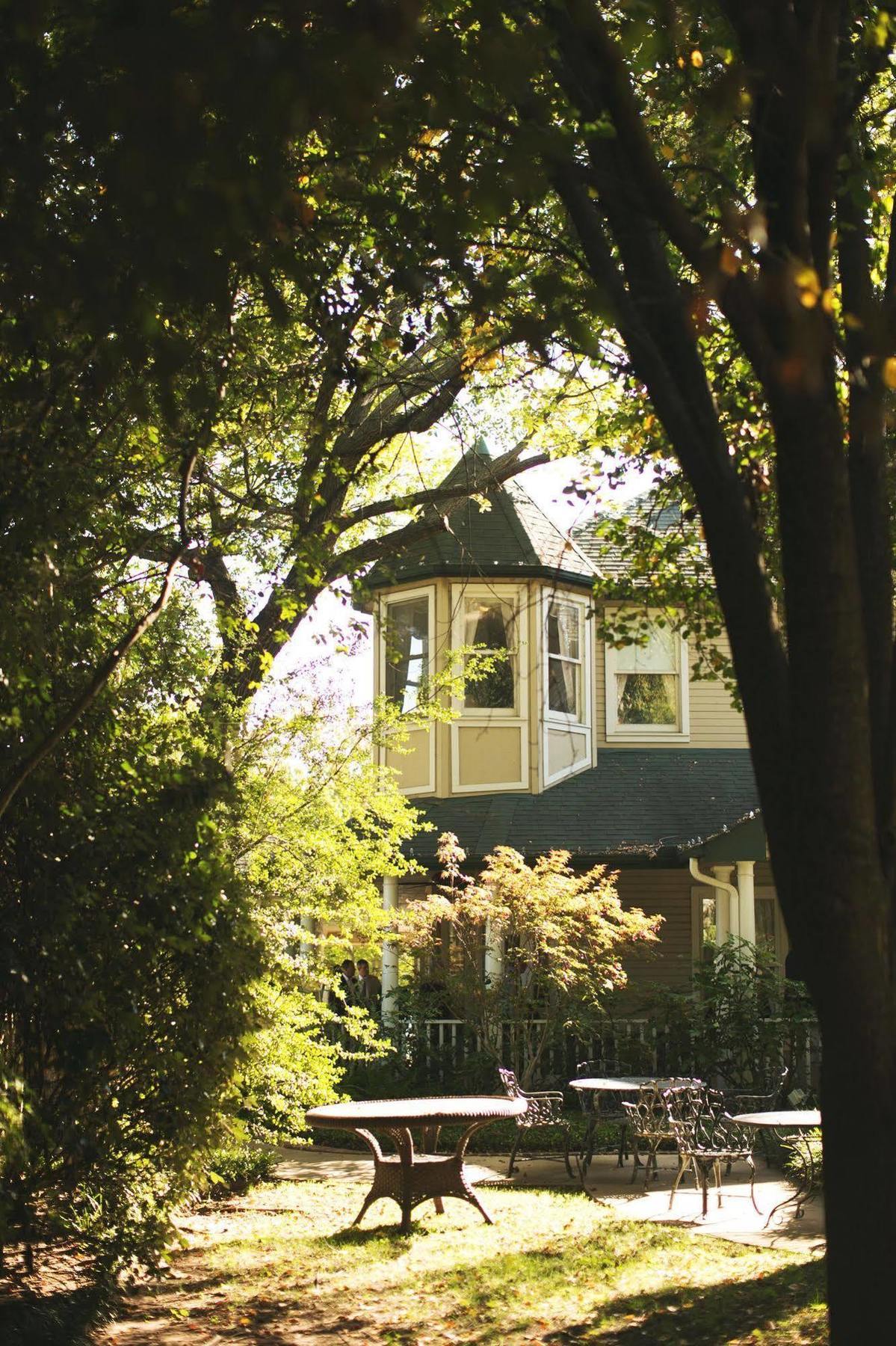 The Sanford House Inn & Spa Arlington Exteriér fotografie